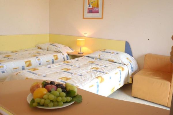 Hotel .Com (Albena)